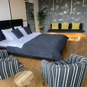 Casa S Piata Alba Iulia Apartament