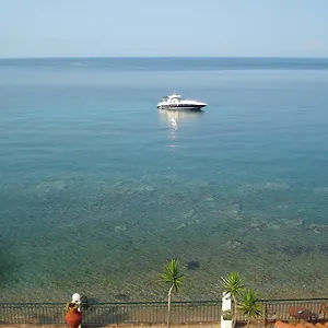 https://alexiadis-apartments.hotelschalkidiki.net